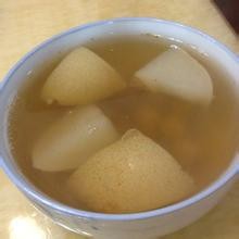 孩子咳嗽怎么办？很见效的食疗小偏方。