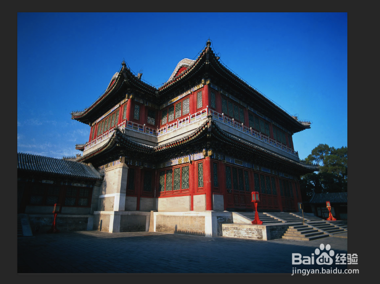 PS如何一键调整视角倾斜的图片