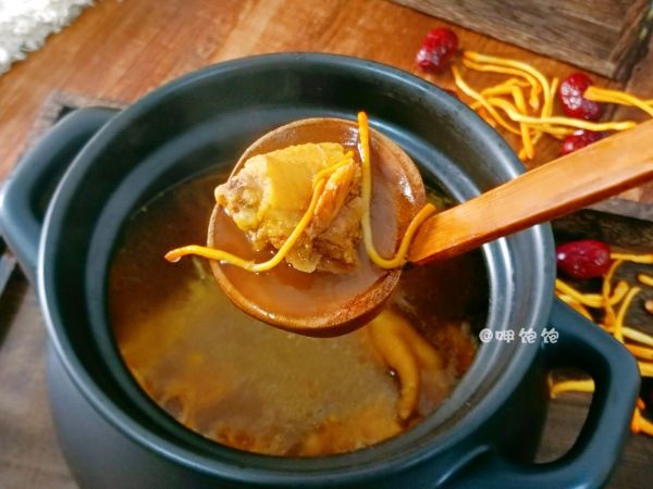 虫草花山药鸡汤