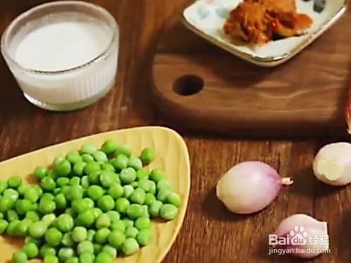 咖喱菠萝炒饭的做法