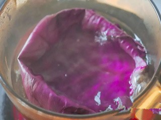 紫甘蓝肉松饼怎么做？