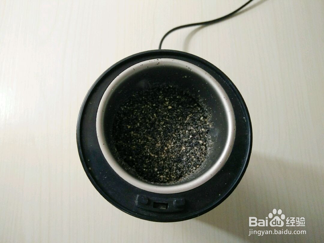 黑芝麻三明治蛋糕的做法