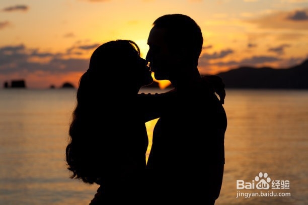 婚姻中，男人爱上一个女人是怎么的？