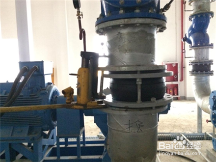 汽车工厂安装法兰橡胶接头出现的问题