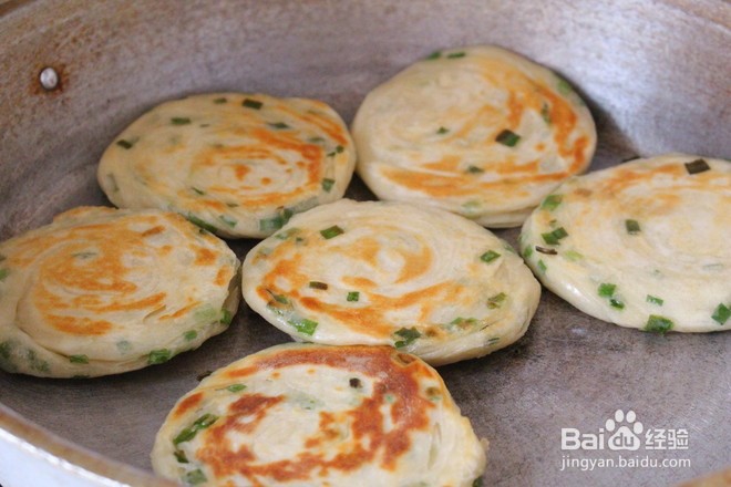 葱油小油饼的做法