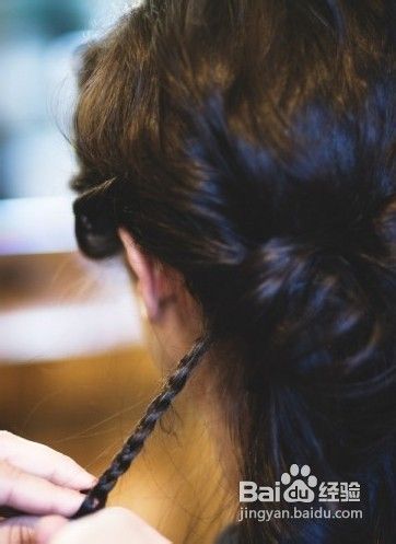 气质清爽刘海编发