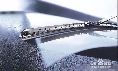 挡风玻璃有油怎么清洗