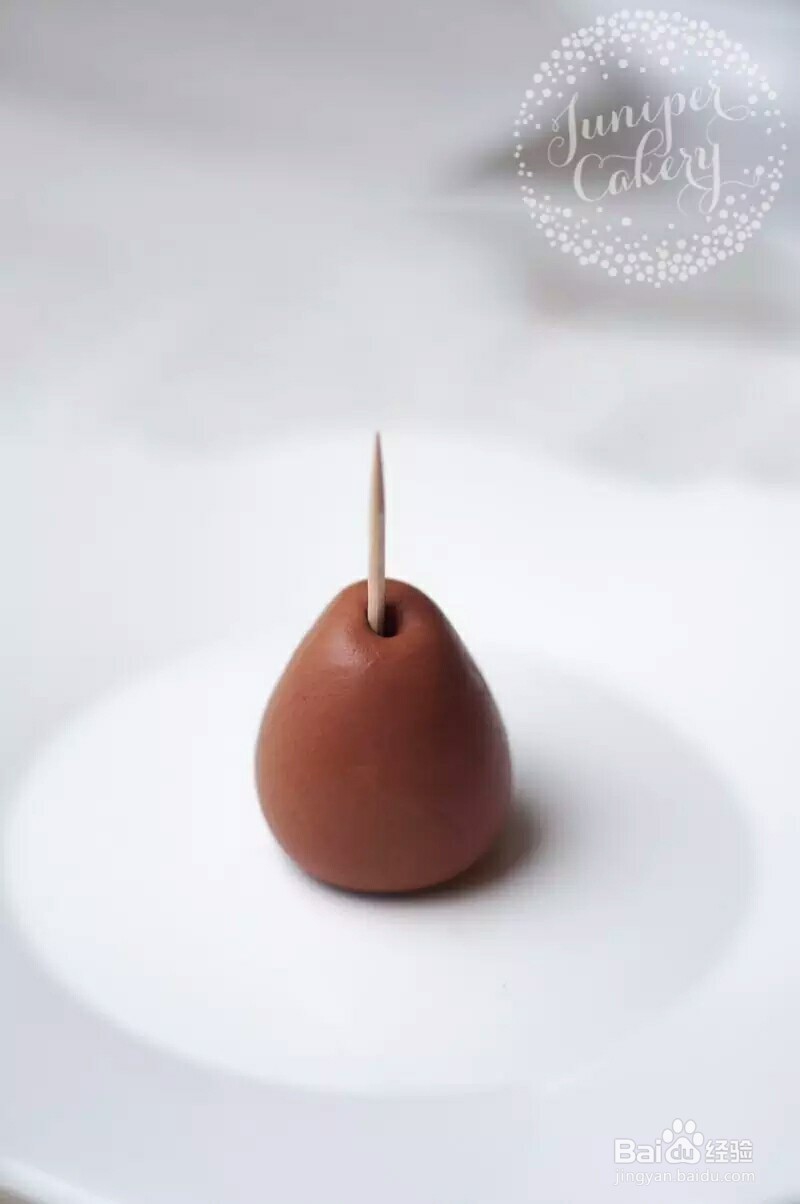 怎样制作漂亮的小鹿纸杯蛋糕