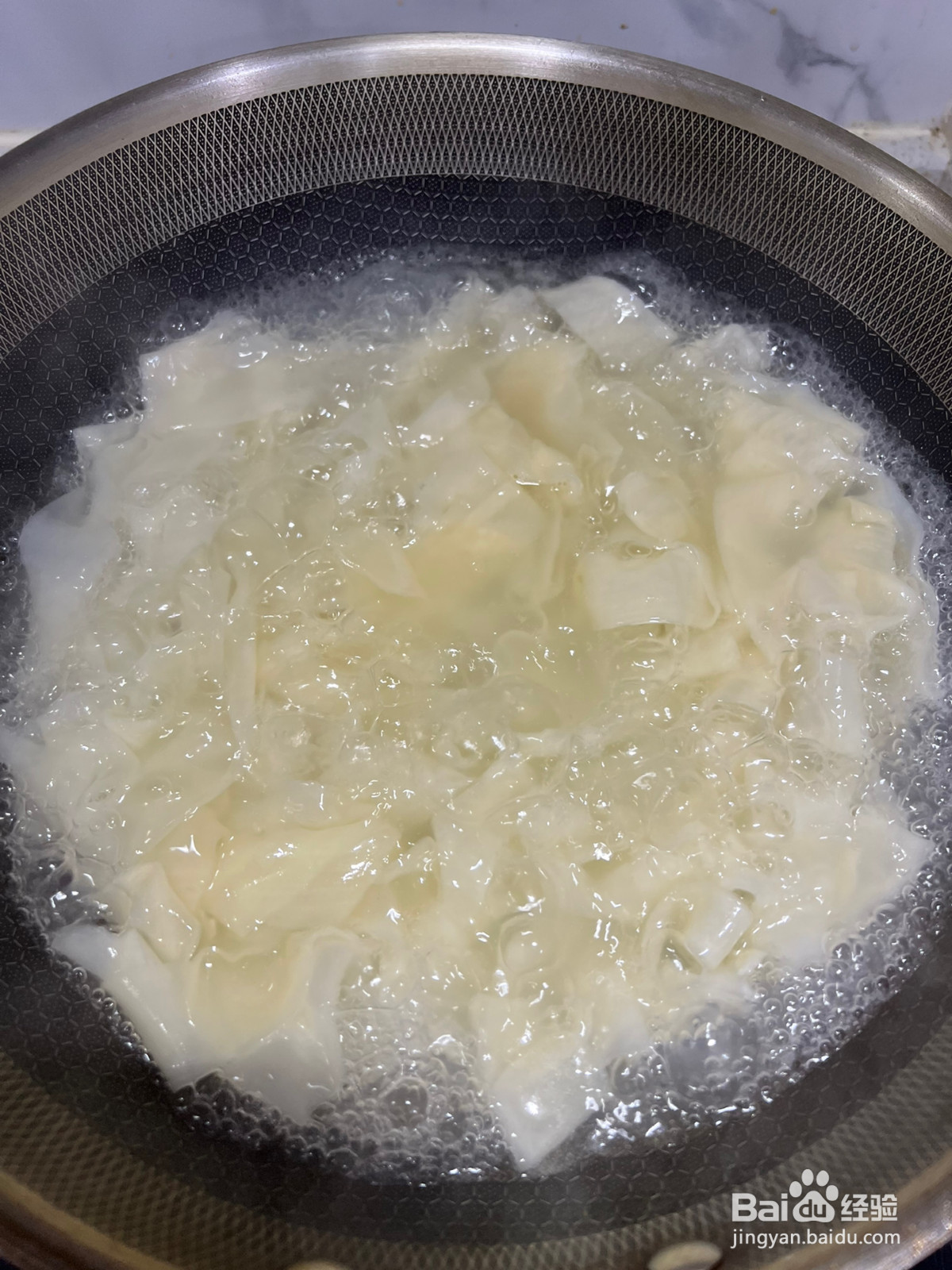 懒人版油泼面饺子皮的做法
