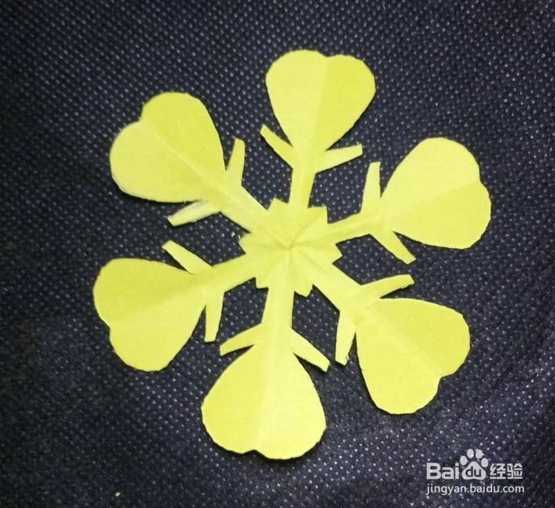 剪纸艺术-怎么剪圣诞雪花