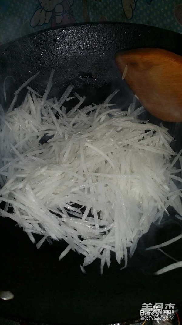 美味的白萝卜丝汤