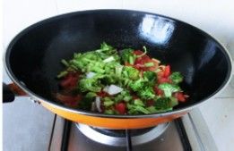 最适合一个的一道美食——孜然炒意面