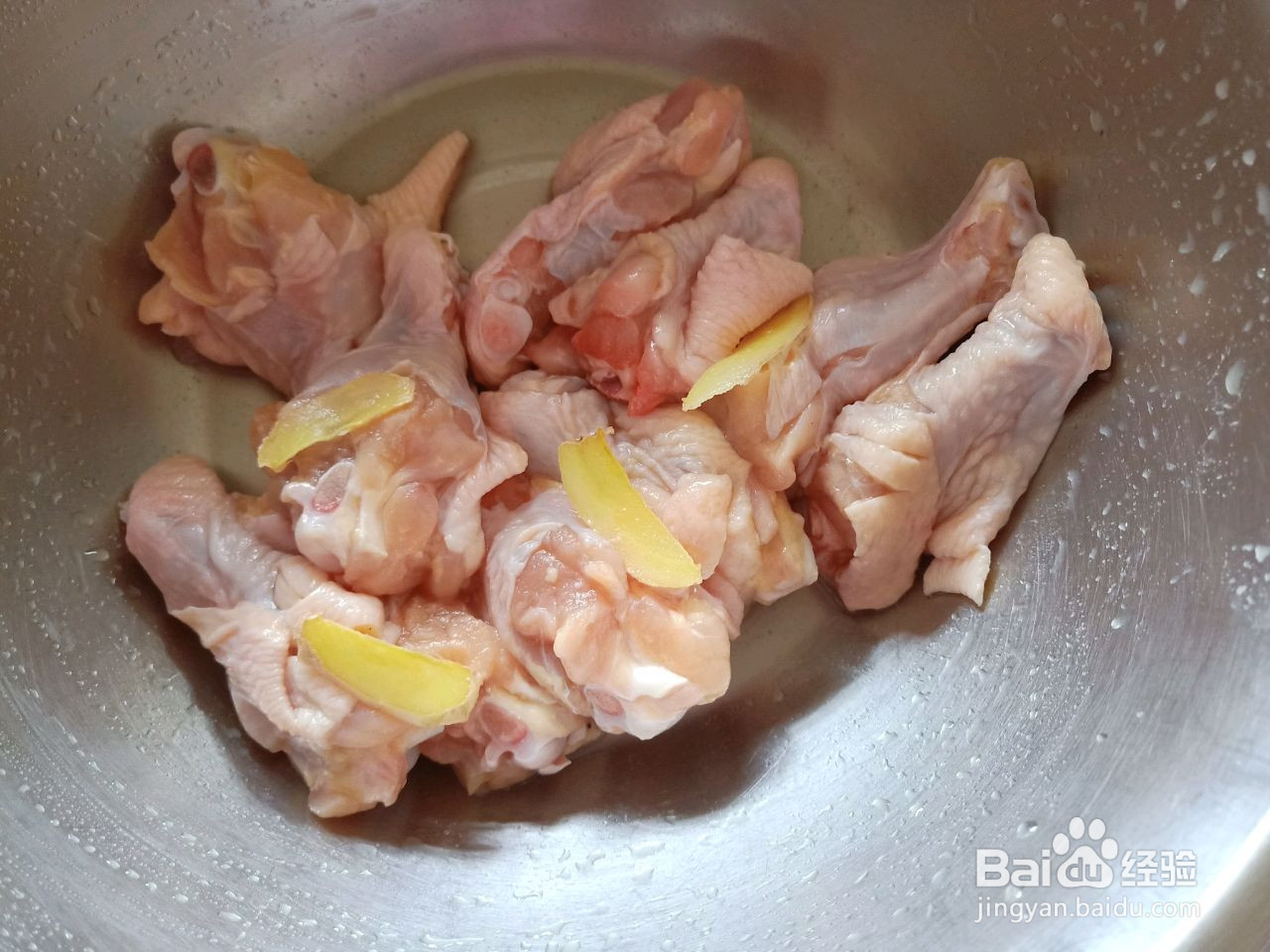 超级酥脆的炸鸡腿的做法
