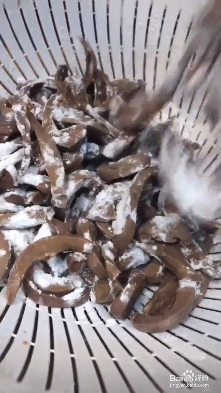 教你制作美食香辣孜然猪腰?