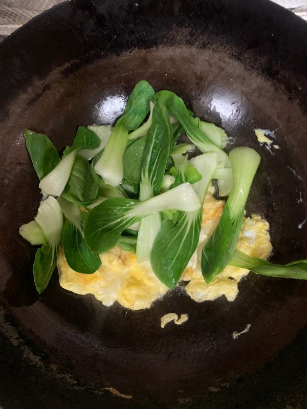 老干妈鸡蛋炒面