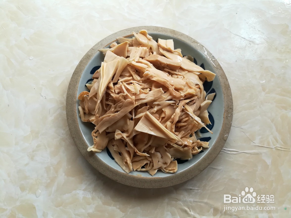 如何制作五花肉炒笋片