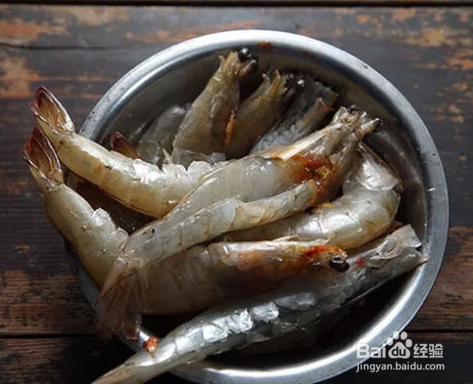 蒜茸鲜虾蒸米粉