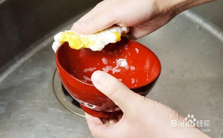 怎样使洗碗水槽保持清洁光亮