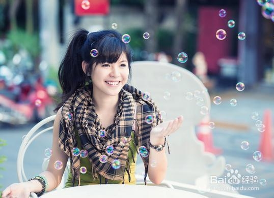 怎么笑起来拍照好看