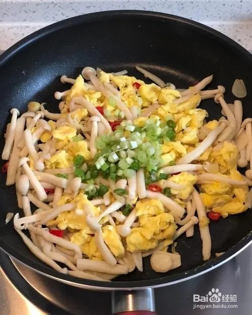 海鲜菇炒鸡蛋