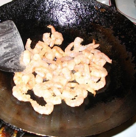 淘红酒图解蒜香红酒虾的制作方法