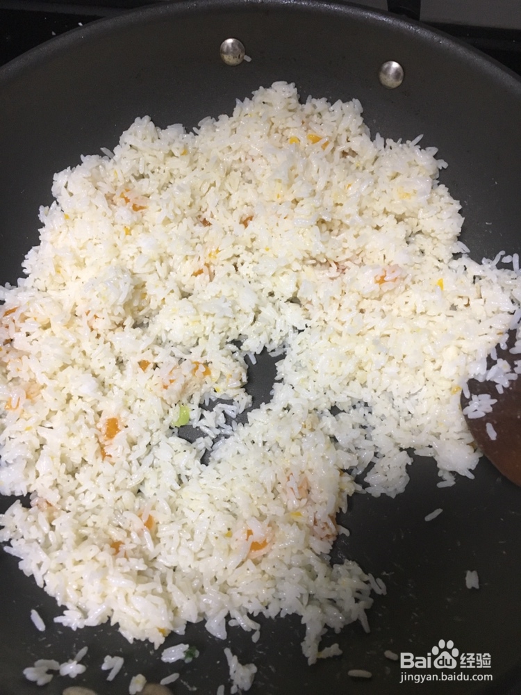 毫无压力做咸蛋芥菜炒饭