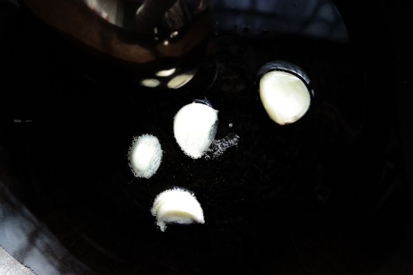 沙茶虾子煨豆腐