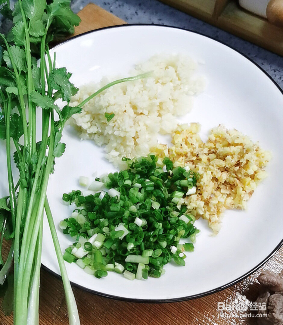 红油猪手的做法