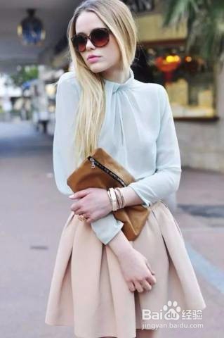 没有大长腿也能穿得很美 腿短怎么穿衣搭配?