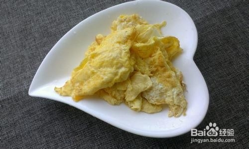 青椒炒鸡蛋的做法