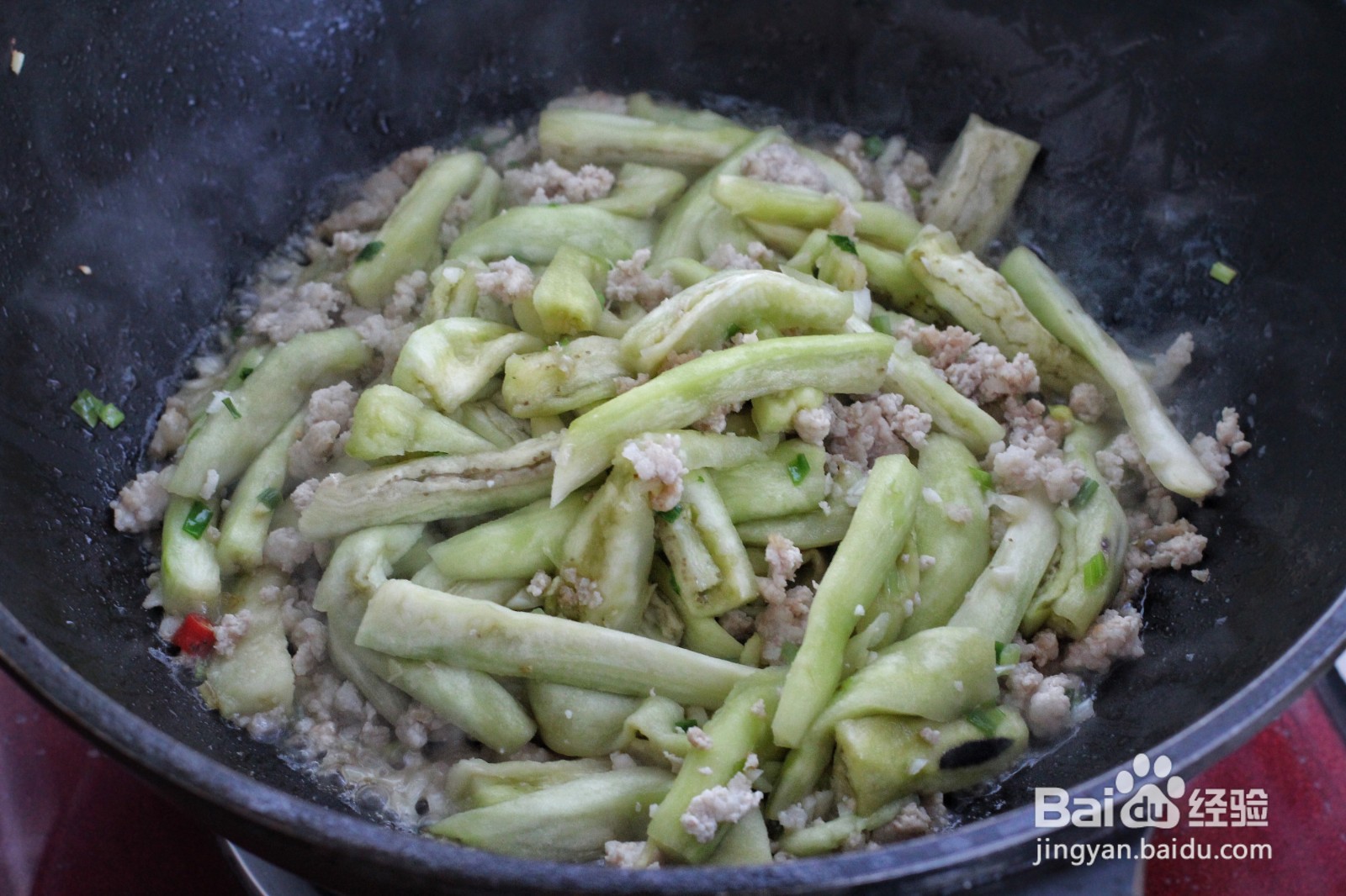 怎么做酱烧肉末茄子