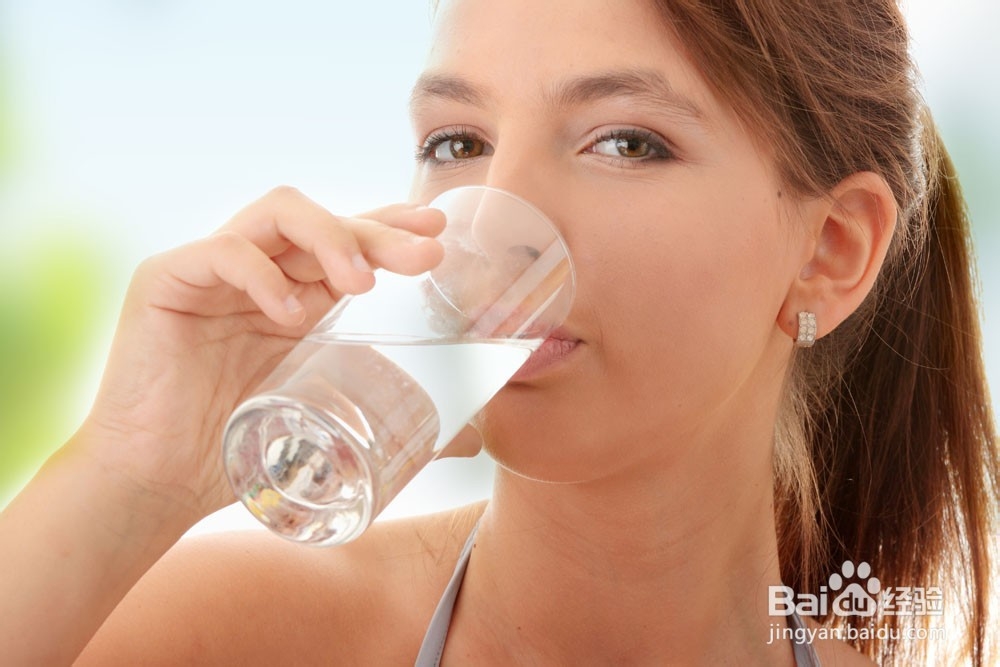 #我来了#夏天中暑怎么办?