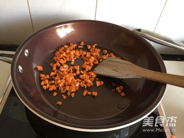 土豆鸡丁炒饭