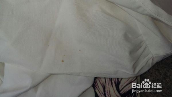 冬季衣物去污技巧