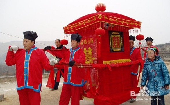 普通同事结婚应该怎么确定包多少红包合适。