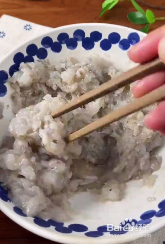 如何做虾滑拌面