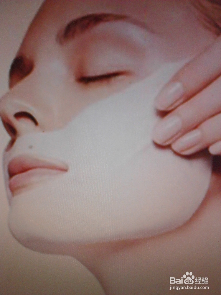 嘴唇干裂该怎么办