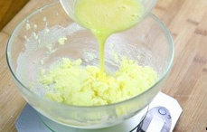 朗姆葡萄椰蓉方块饼干