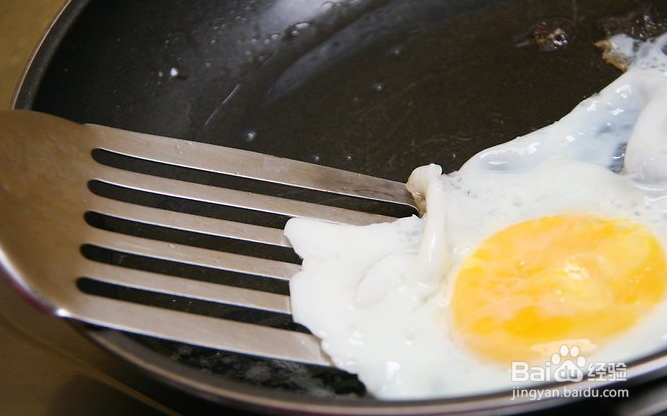 如何煎半熟鸡蛋?