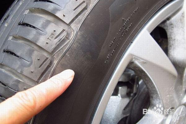 轮胎鼓包了怎么办