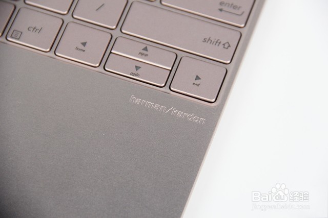 轻薄时尚外观出众华硕灵耀3超薄本开箱评测