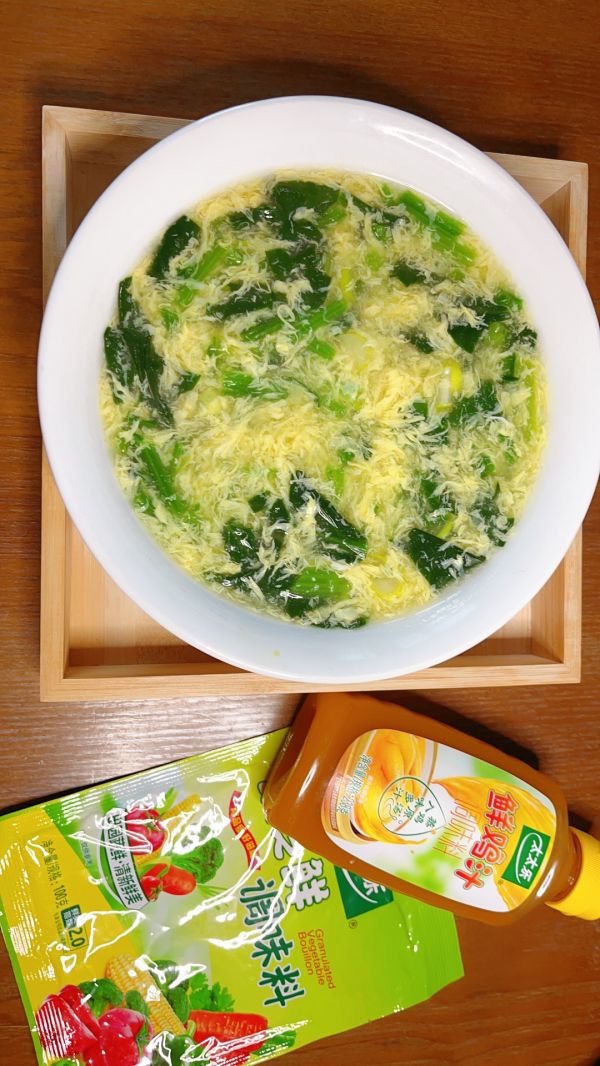鲜灵灵菠菜蛋花汤