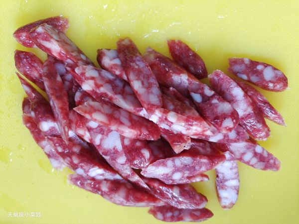 荷兰豆白玉菇炒腊肠