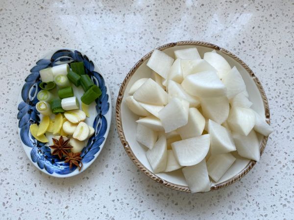 红烧排骨炖萝卜