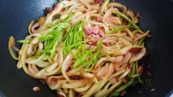 蒜辣肉粒脆瓜条