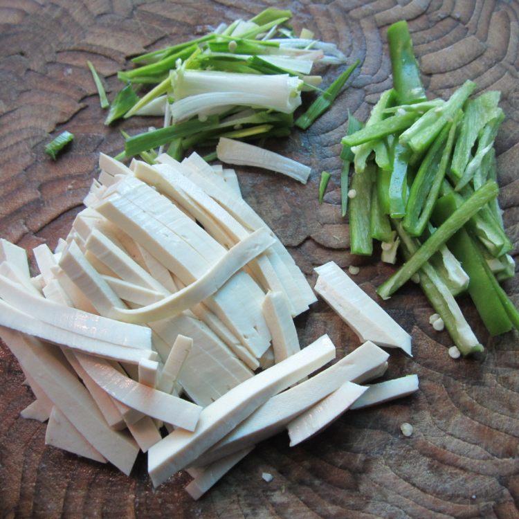 河虾豆腐丝的做法，你学会了吗？