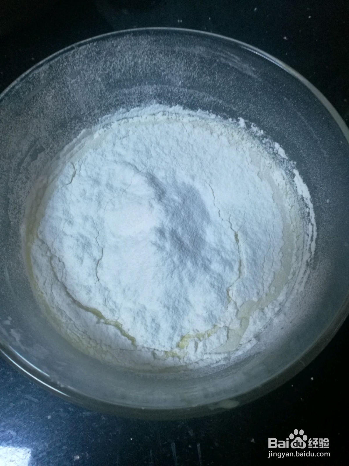 草莓蛋糕卷的做法