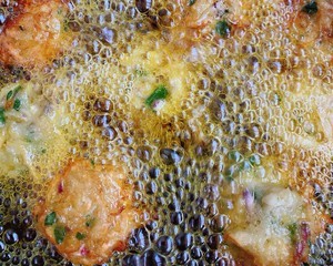 油炸萝卜丸子制作过程