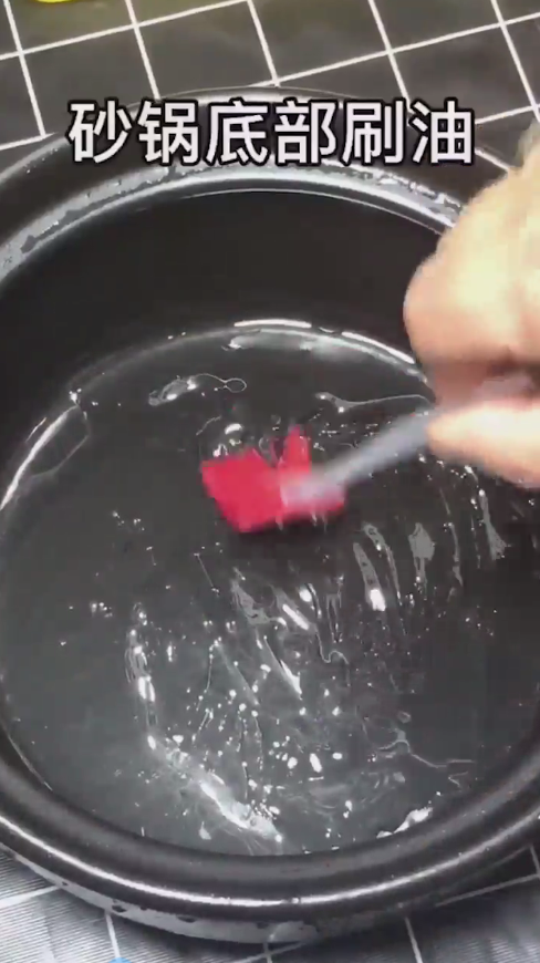 鸡翅焖土豆怎么做