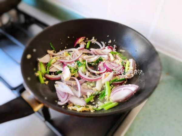 黄油蒜香龙虾尾